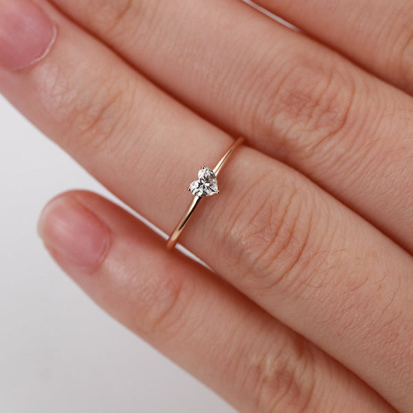 Fashionable Heart-shaped Women's Fine Ring